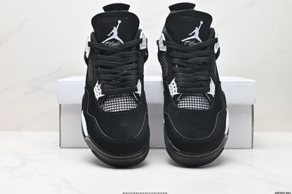 Nike Air Jordan 4 Retro White Thunder – Black & White