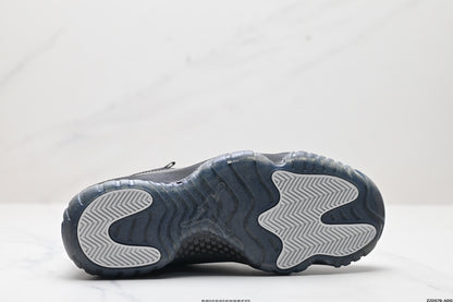 Nike Air Jordan 11 Retro High-Top Sneakers – All Black