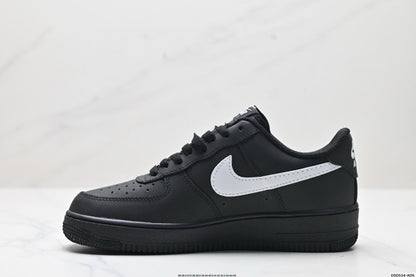 Nike Air Force 1 ’07 SE Low Sneakers – Black with White Swoosh